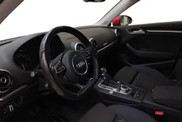 punainen Audi A3 2015 kuva 3.