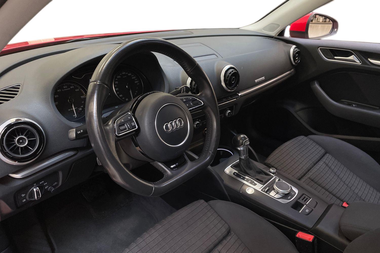 Audi A3 2015, kuva 6/17