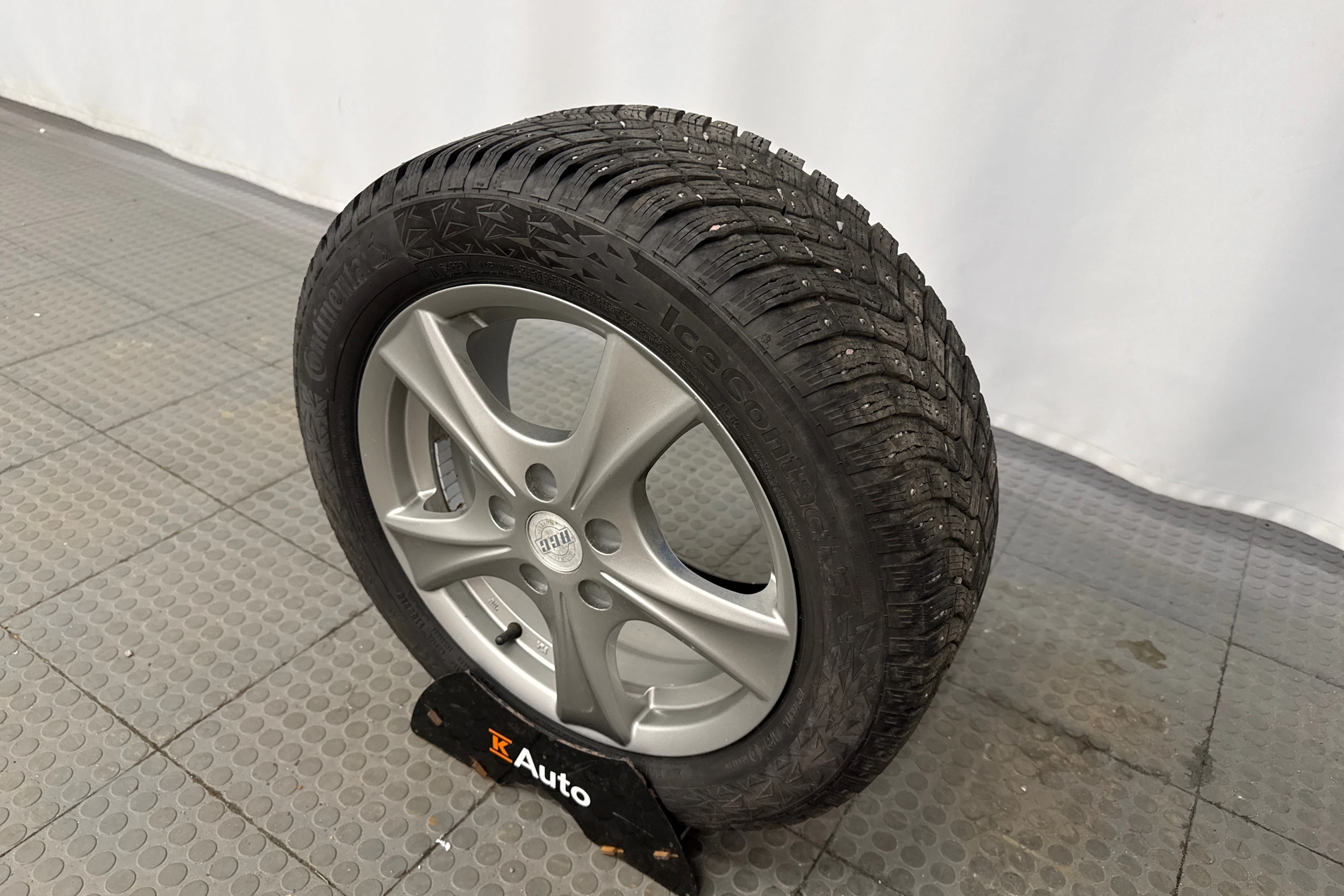 valkoinen Audi A3 2016 kuva 10.