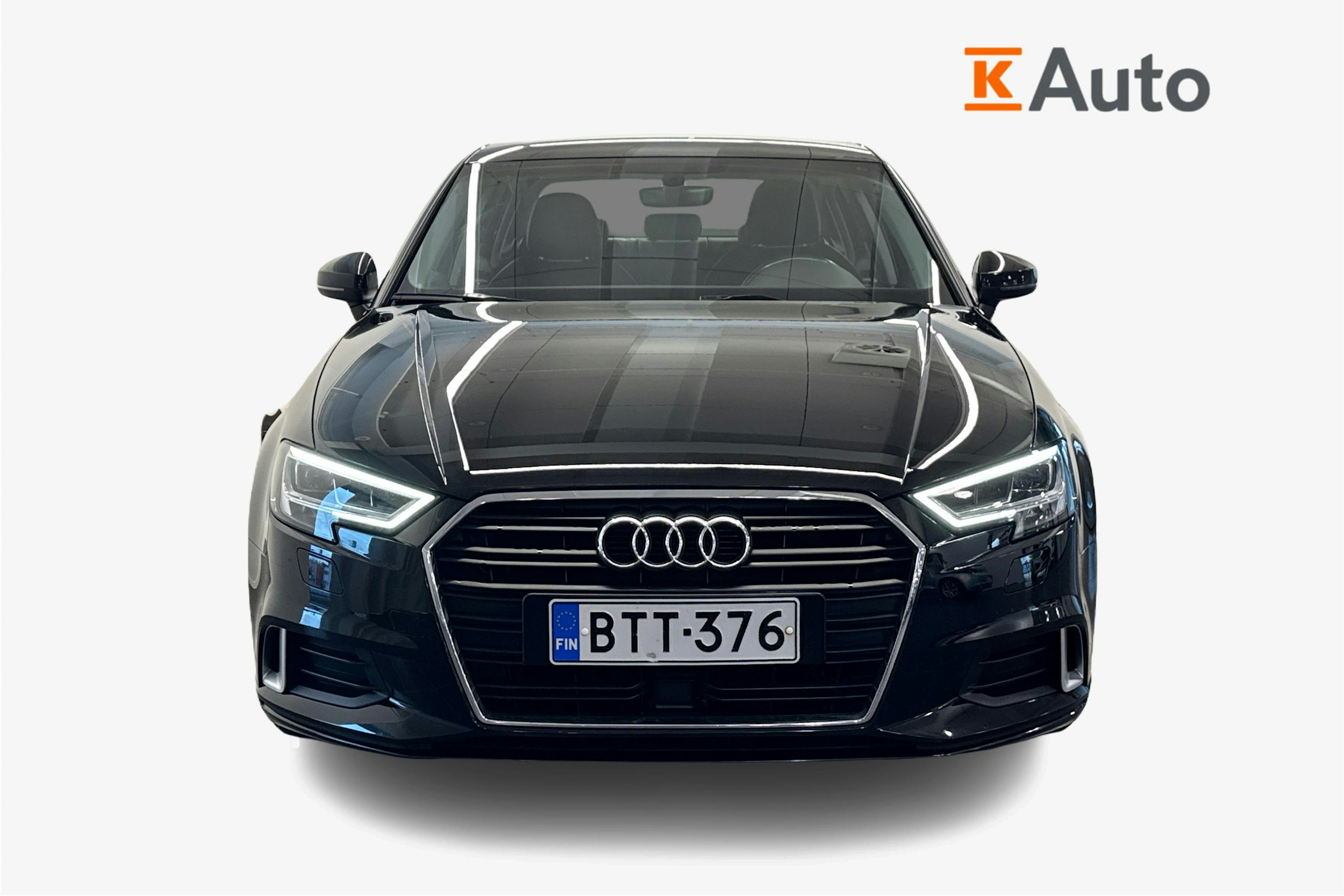 Musta Audi A3 2017 kuva 5.