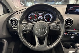 Musta Audi A3 2017 kuva 20.