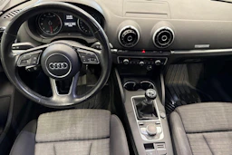 musta Audi A3 2017 kuva 9.
