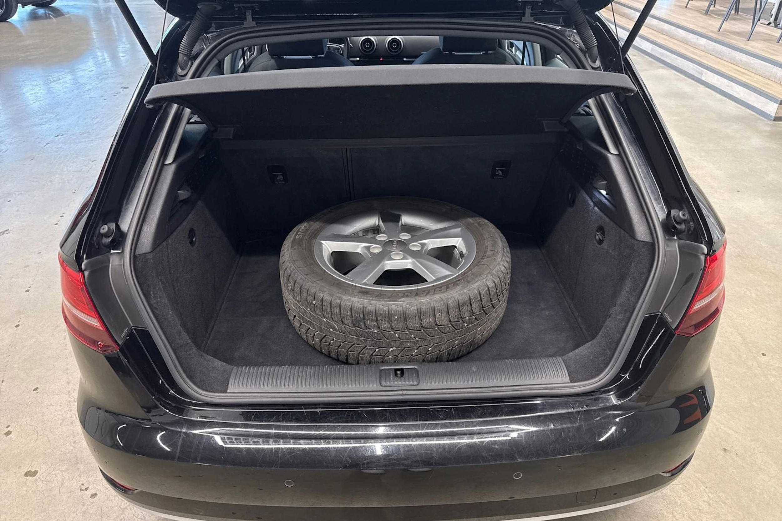 musta Audi A3 2017 kuva 27.