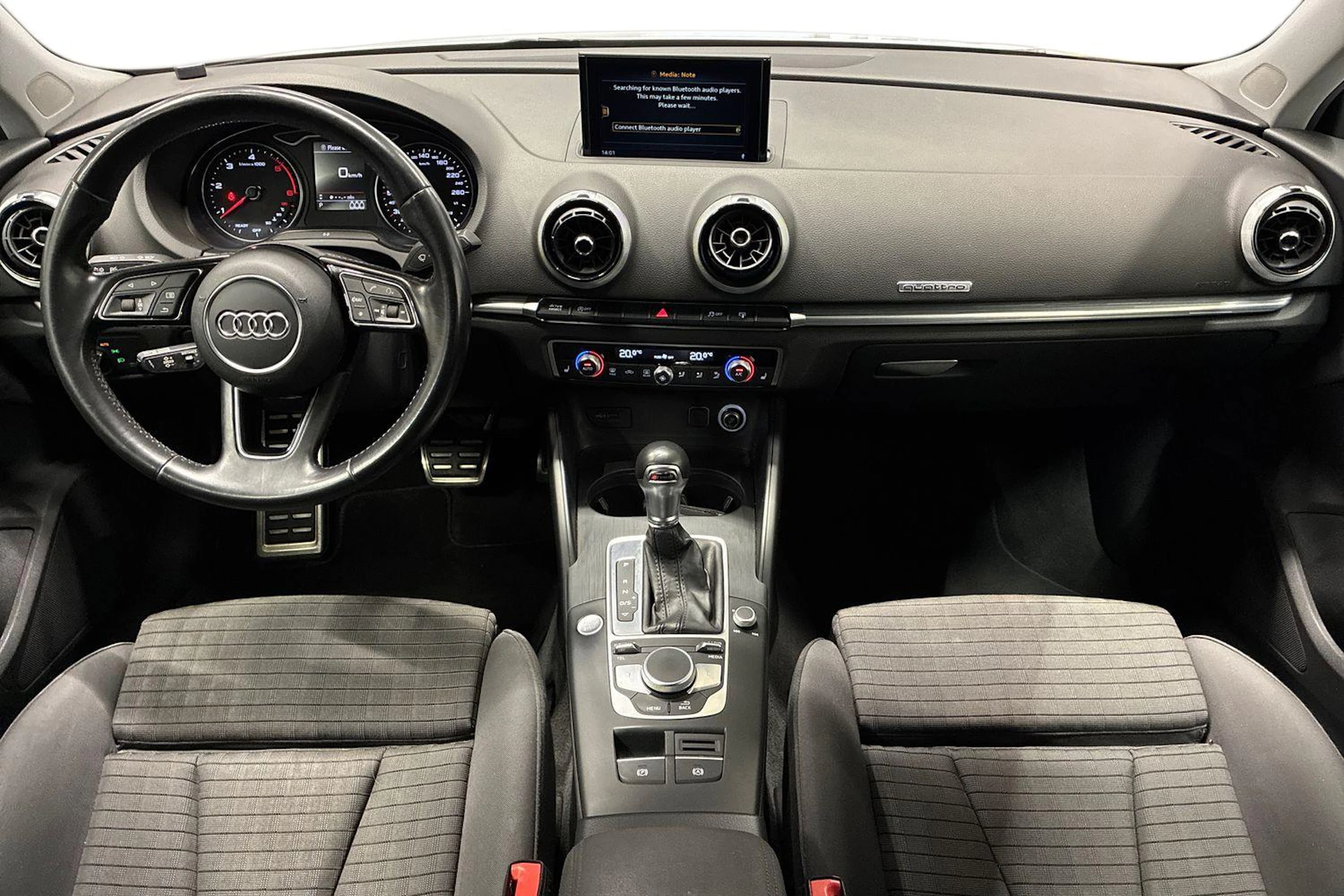 valkoinen Audi A3 2016 kuva 9.