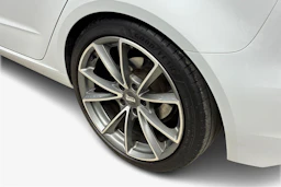 valkoinen Audi A3 2016 kuva 12.