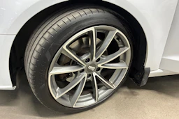 valkoinen Audi A3 2016 kuva 13.