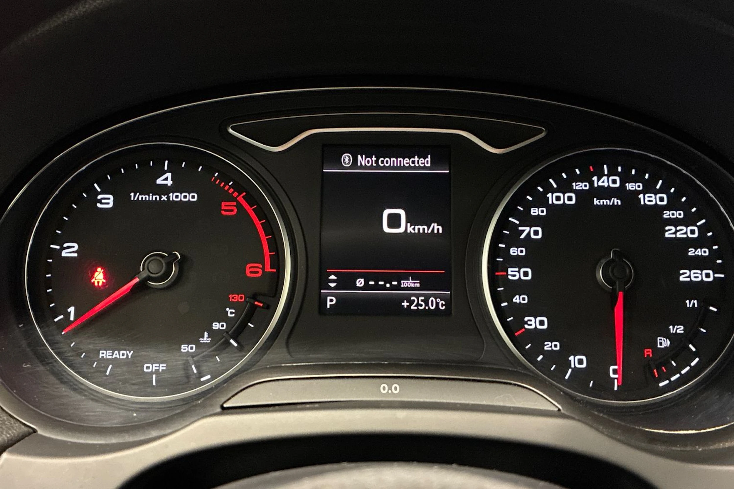 valkoinen Audi A3 2016 kuva 16.
