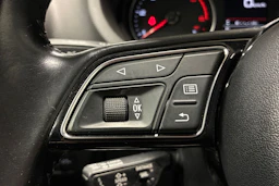 valkoinen Audi A3 2016 kuva 17.