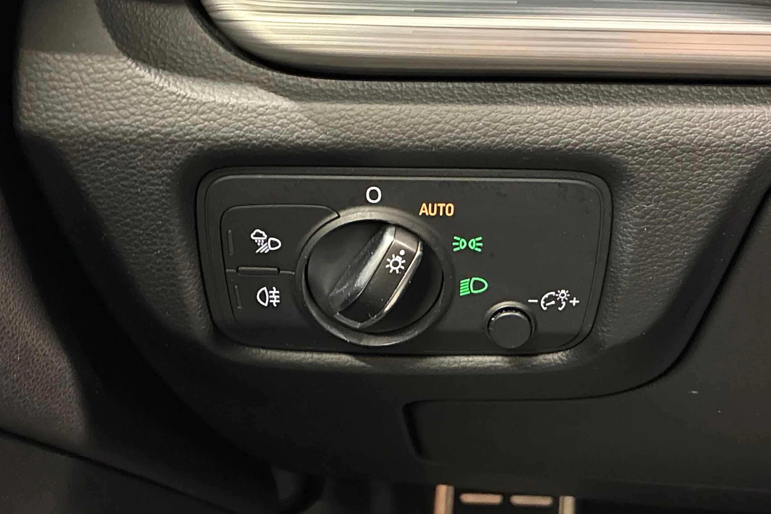 valkoinen Audi A3 2016 kuva 20.