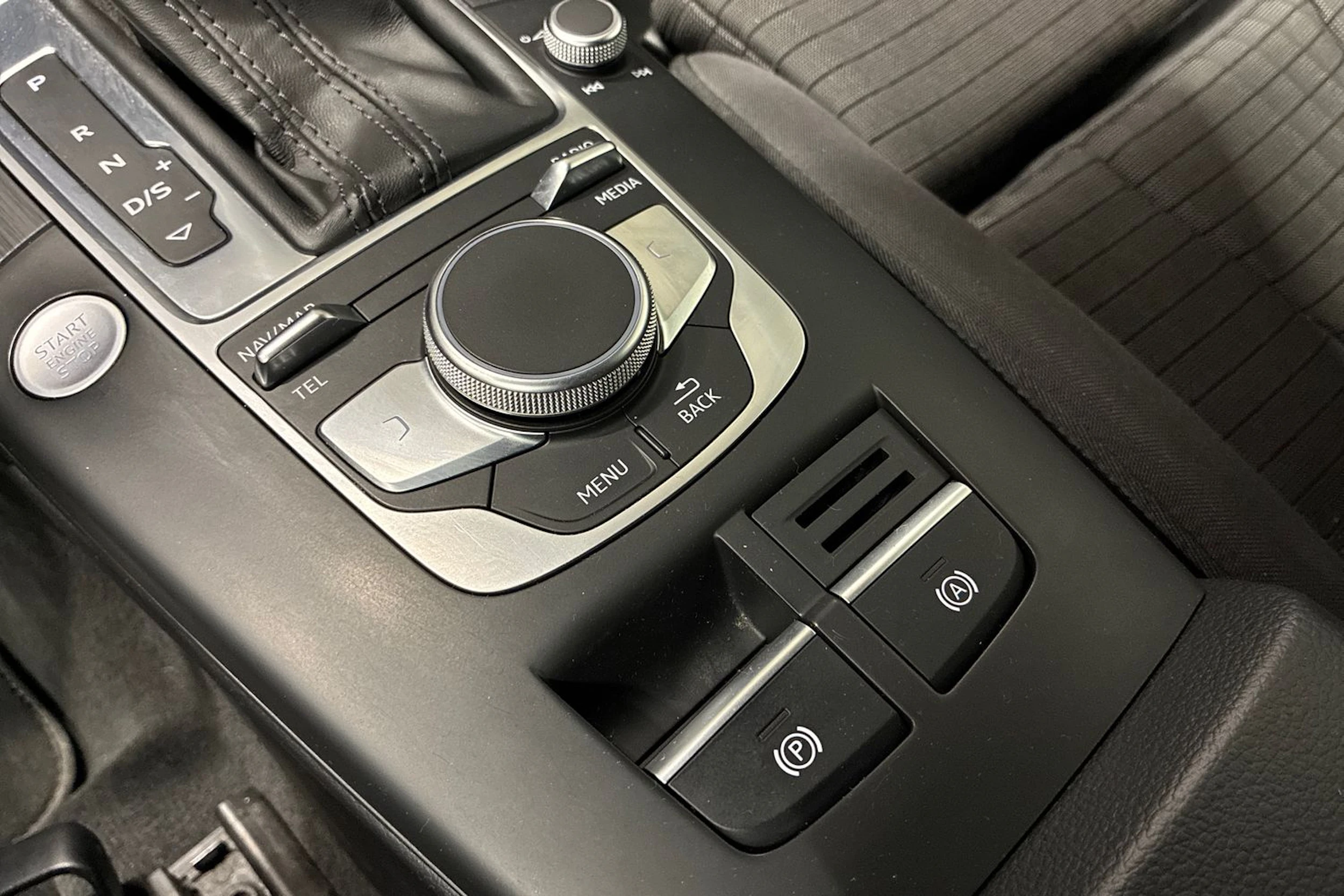 valkoinen Audi A3 2016 kuva 22.