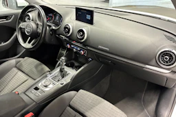valkoinen Audi A3 2016 kuva 29.