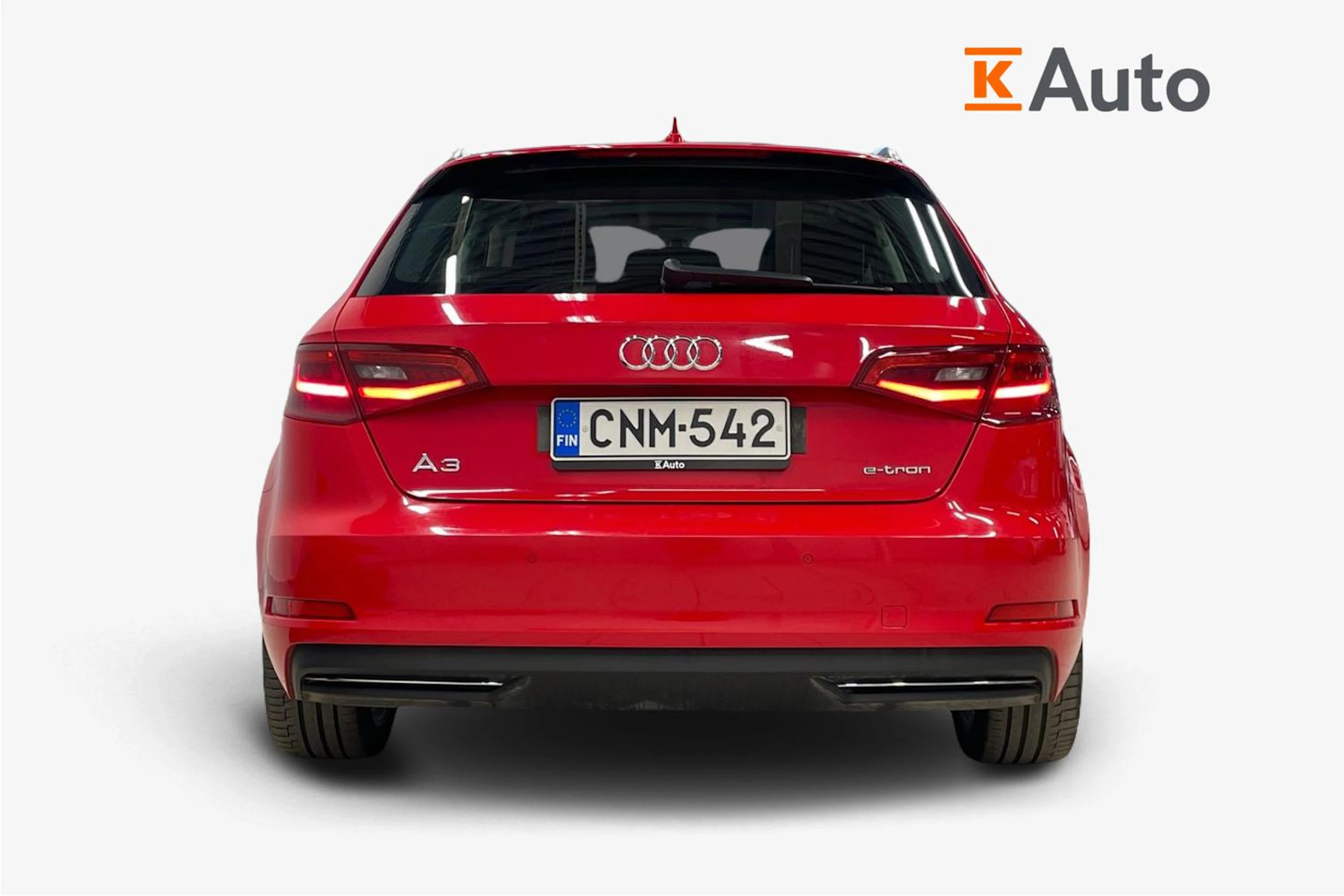 Punainen Audi A3 2016 kuva 3.