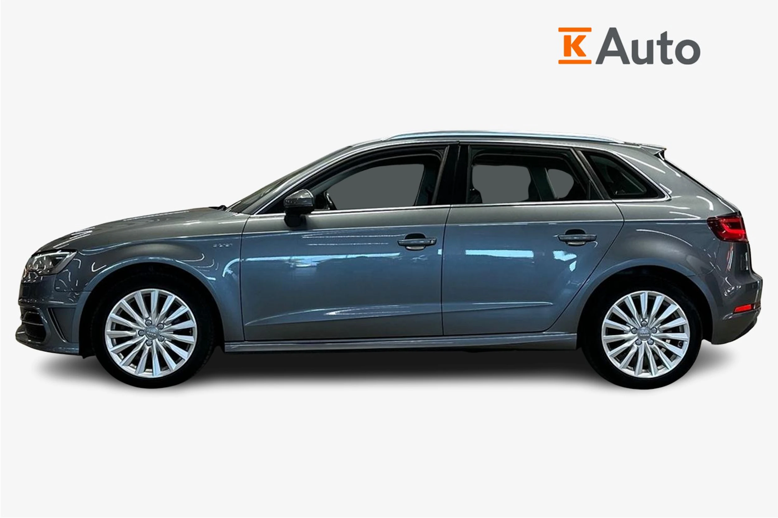harmaa Audi A3 2016 kuva 5.
