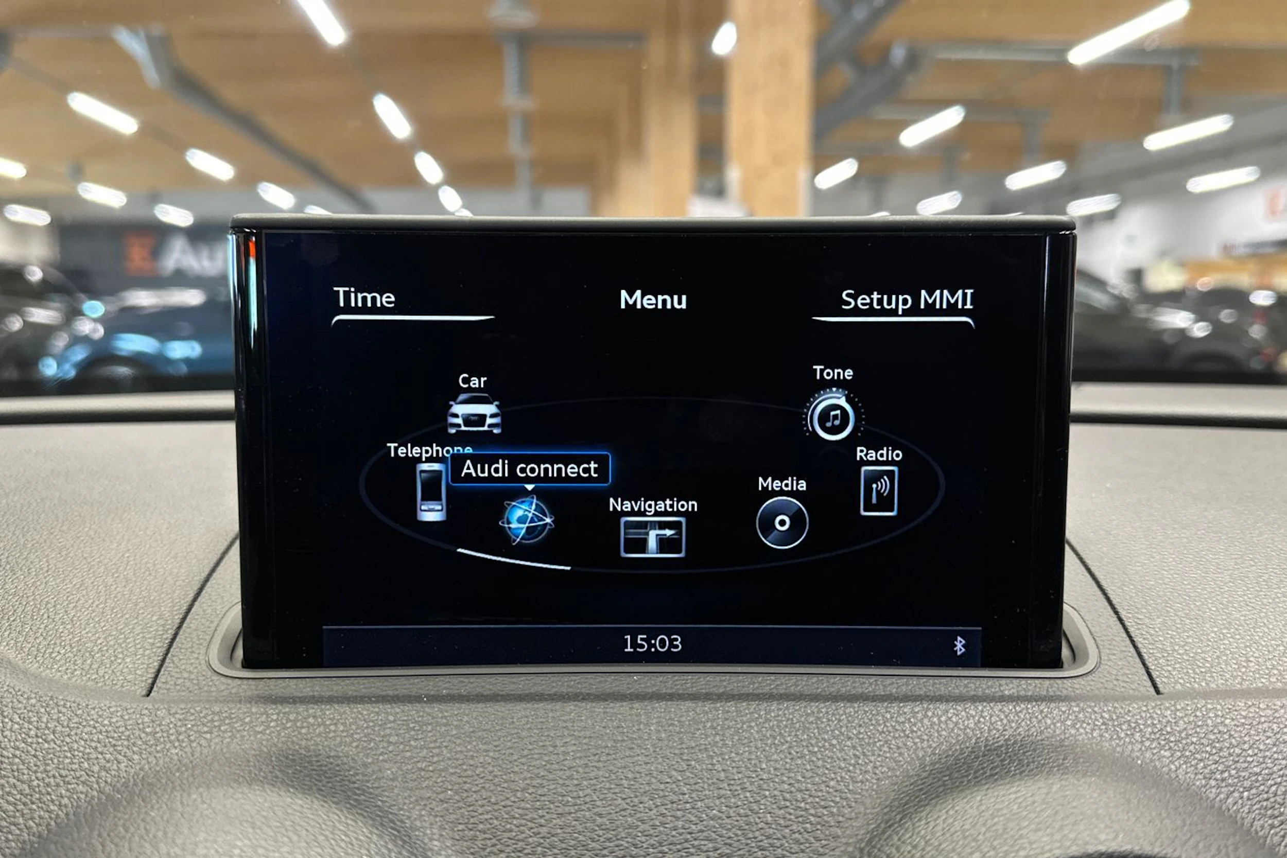 harmaa Audi A3 2016 kuva 17.