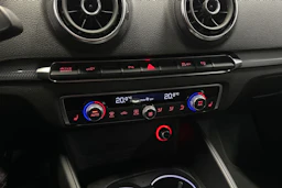 harmaa Audi A3 2016 kuva 19.