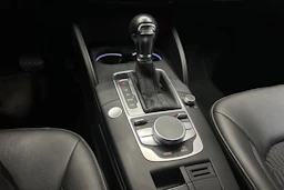 harmaa Audi A3 2016 kuva 20.