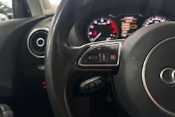 Valkoinen Audi A3 2016 kuva 15.