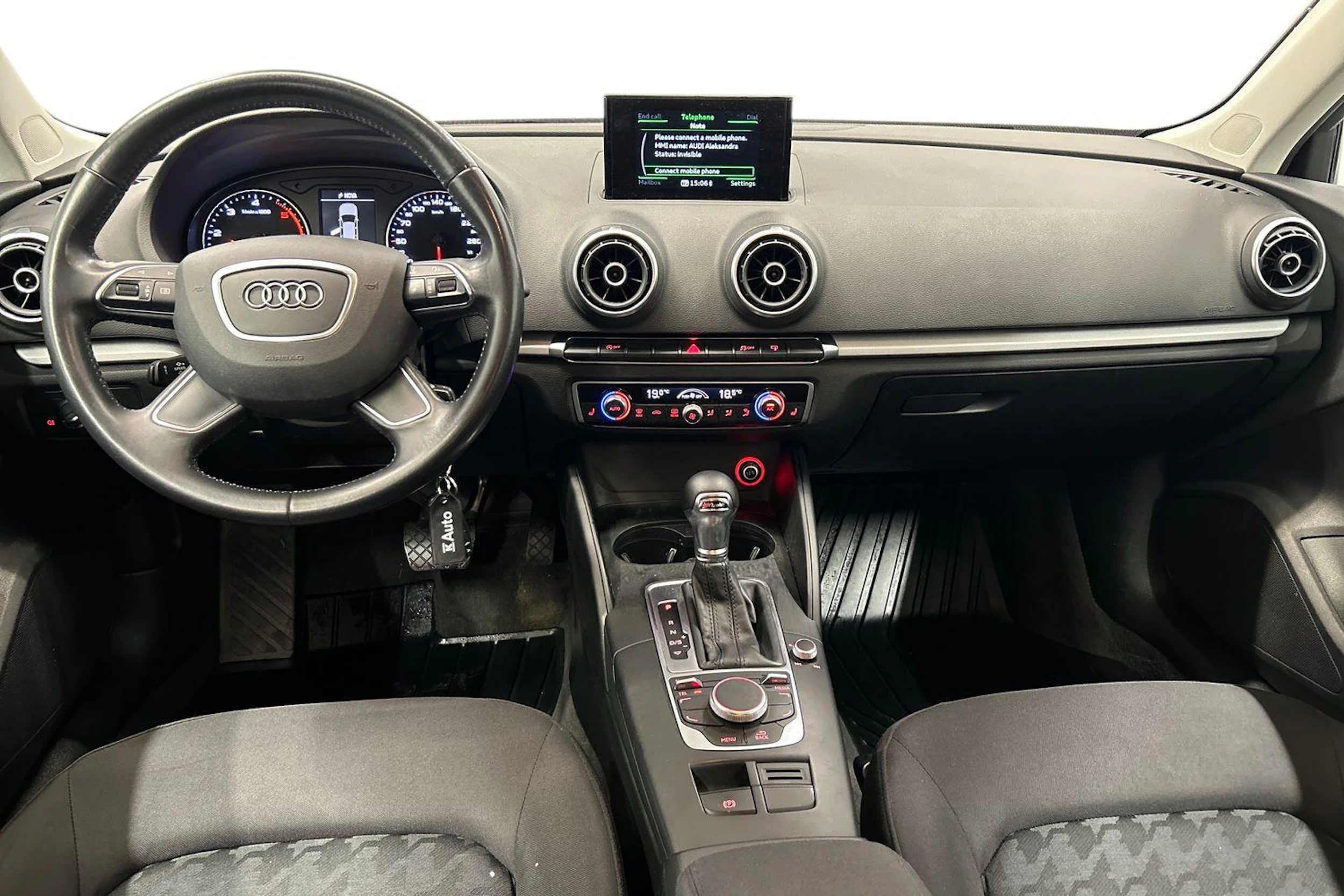 musta Audi A3 2016 kuva 7.