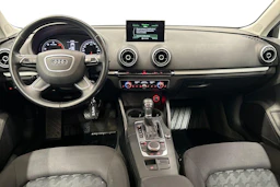 musta Audi A3 2016 kuva 7.