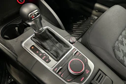 musta Audi A3 2016 kuva 25.