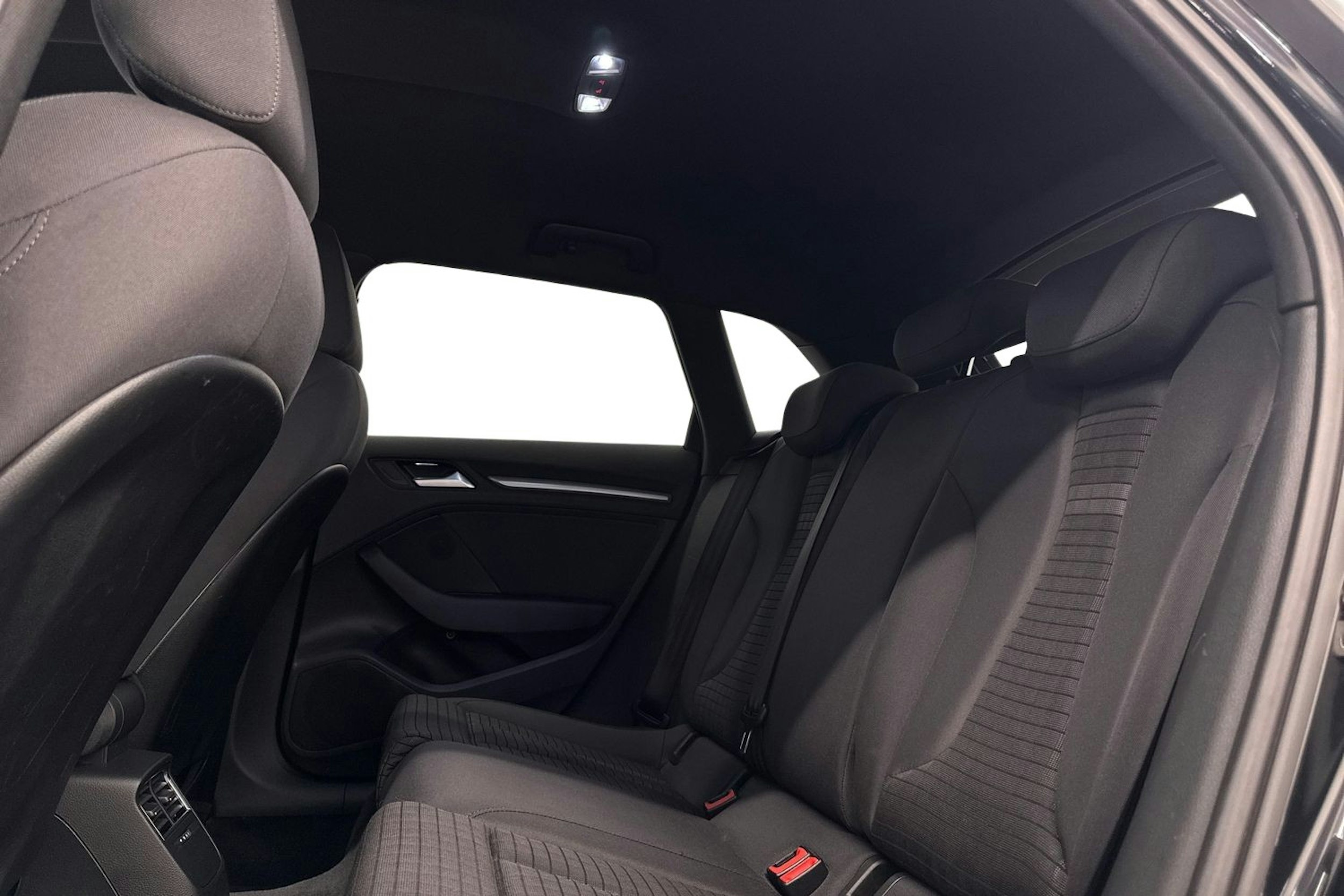 musta Audi A3 2016 kuva 10.