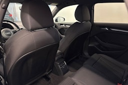 musta Audi A3 2016 kuva 14.
