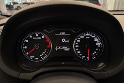 musta Audi A3 2016 kuva 18.