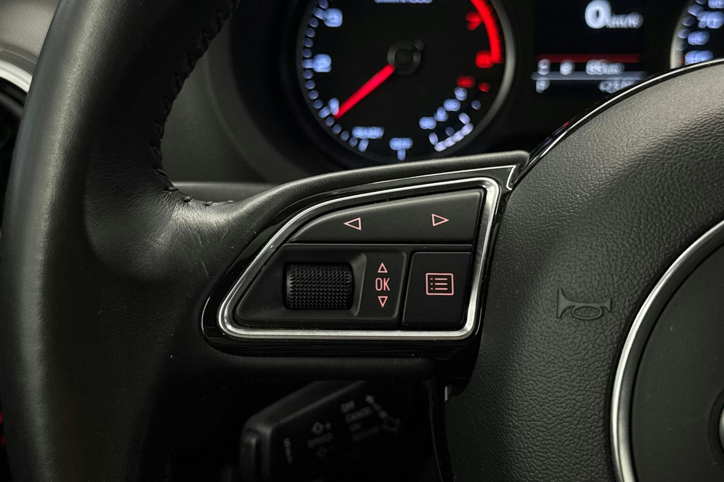 musta Audi A3 2016 kuva 19.