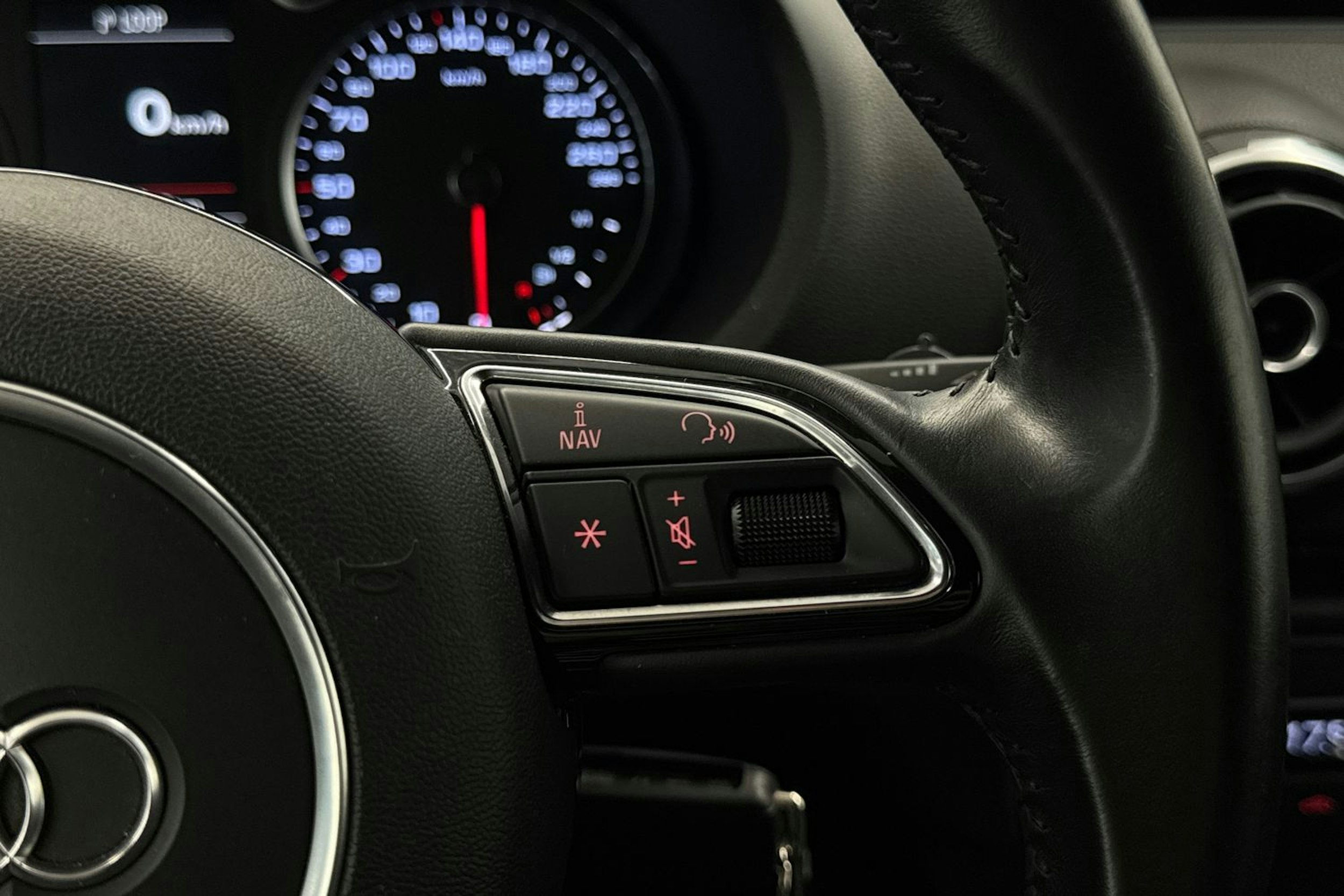 musta Audi A3 2016 kuva 20.
