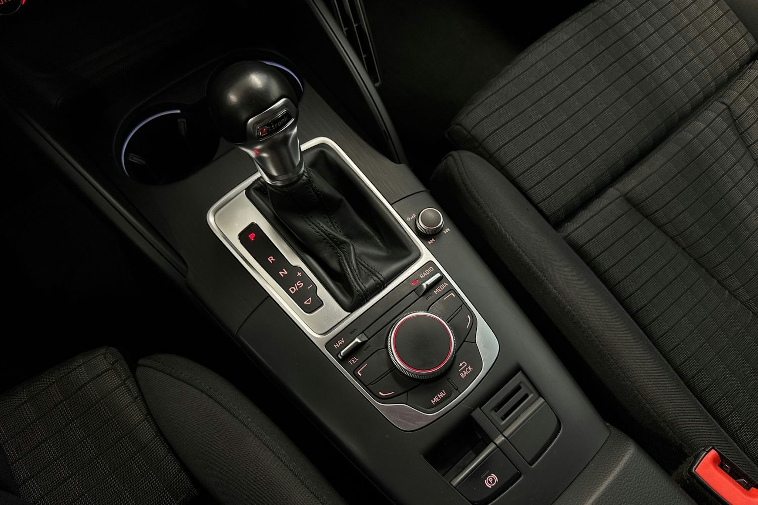 musta Audi A3 2016 kuva 23.