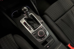 musta Audi A3 2016 kuva 23.