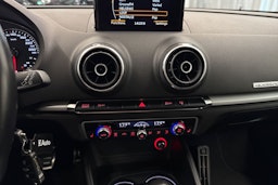 musta Audi A3 2016 kuva 24.
