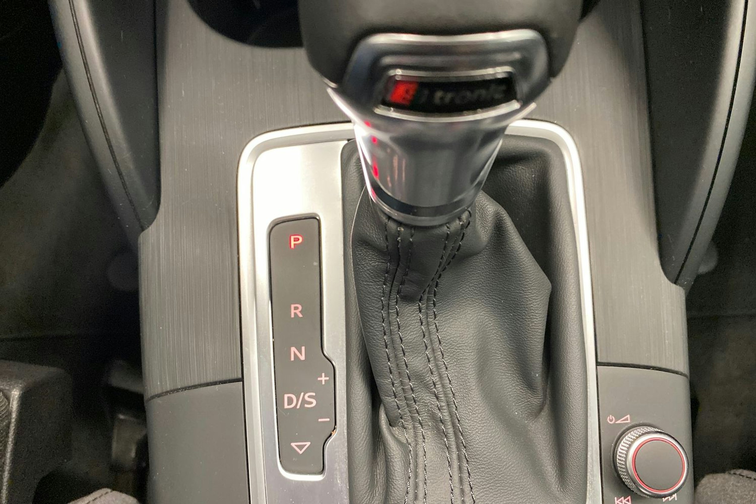Valkoinen Audi A3 2016 kuva 23.