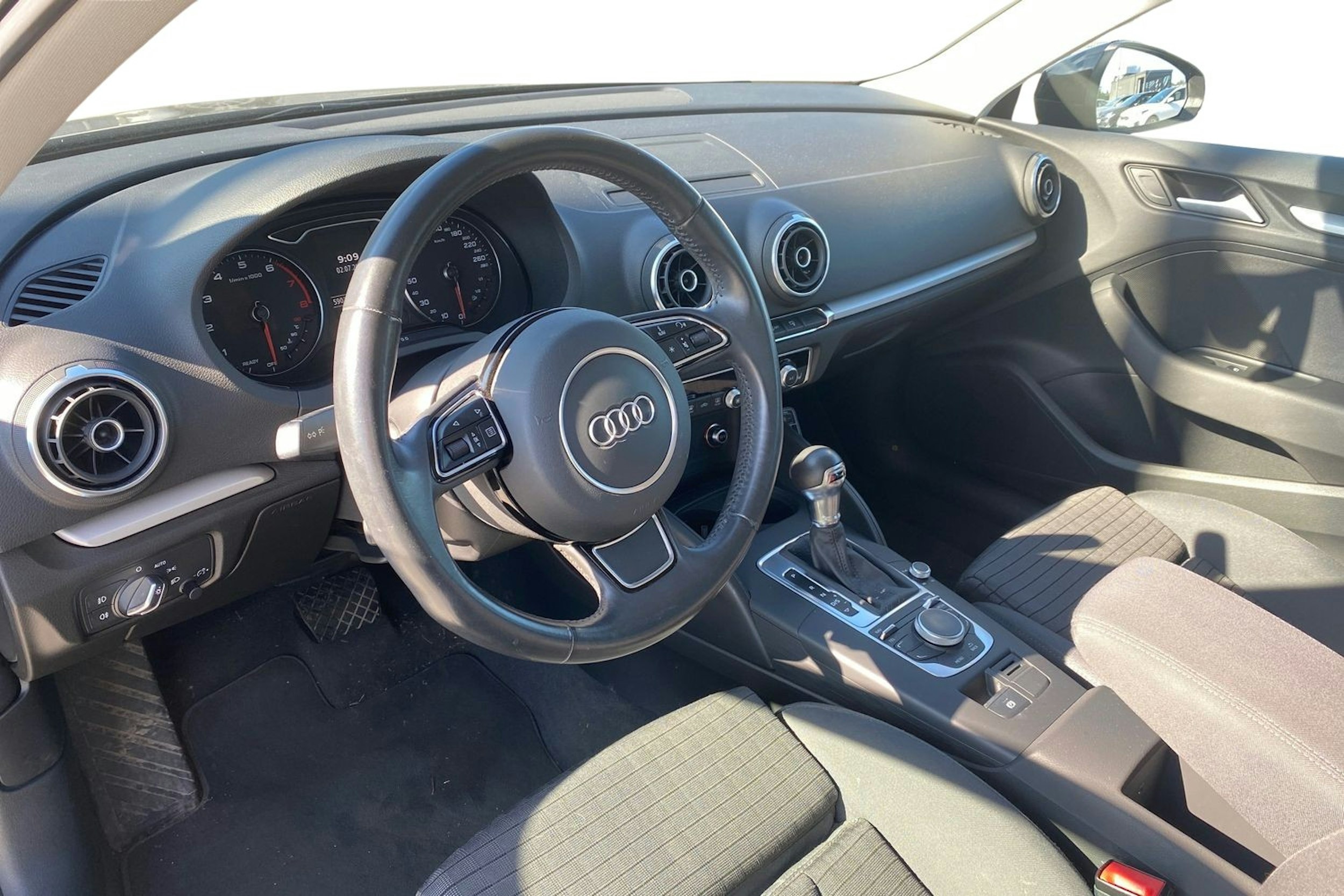 musta Audi A3 2016 kuva 3.