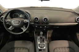 Valkoinen Audi A3 2016 kuva 9.