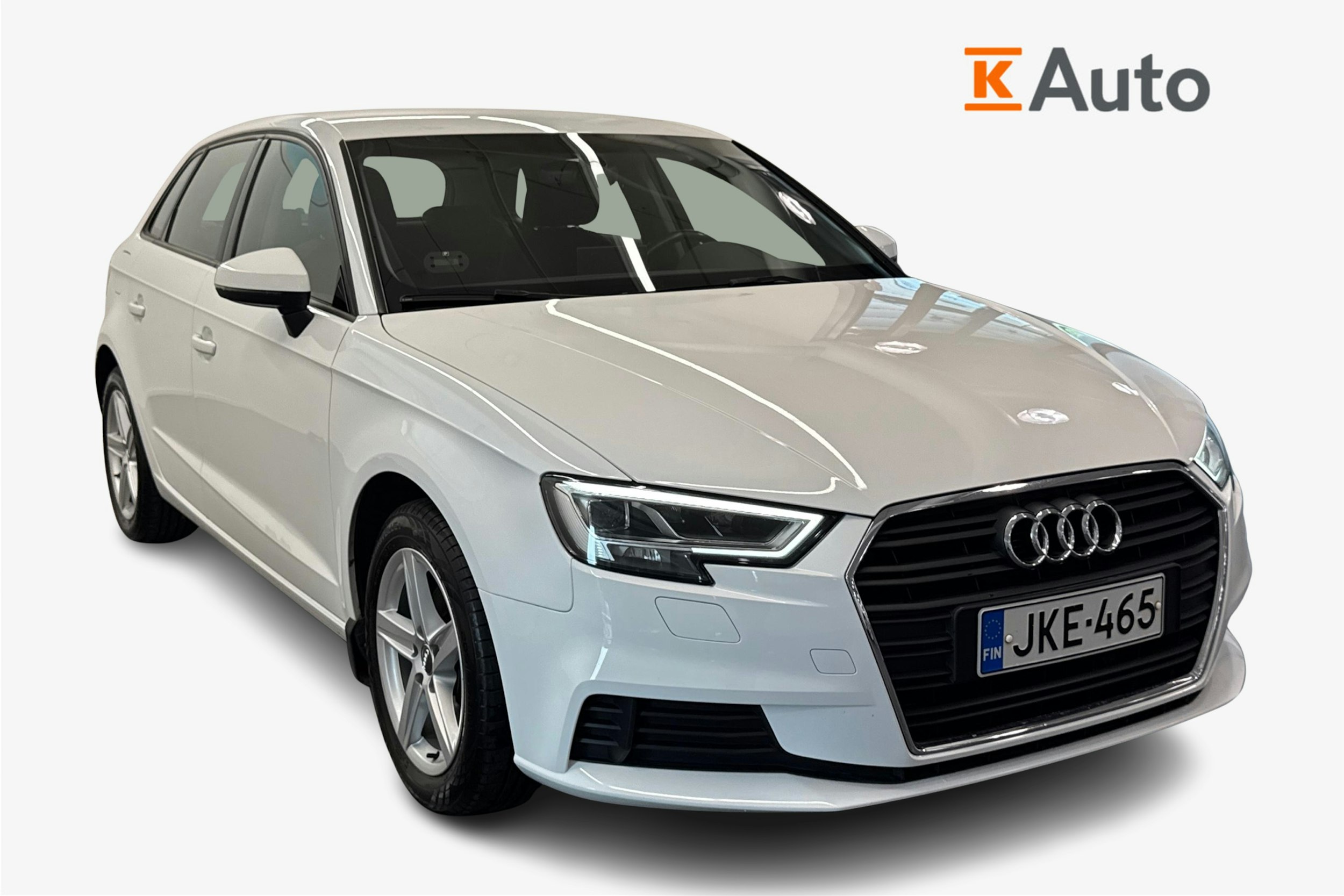 valkoinen Audi A3 2016 kuva 1.