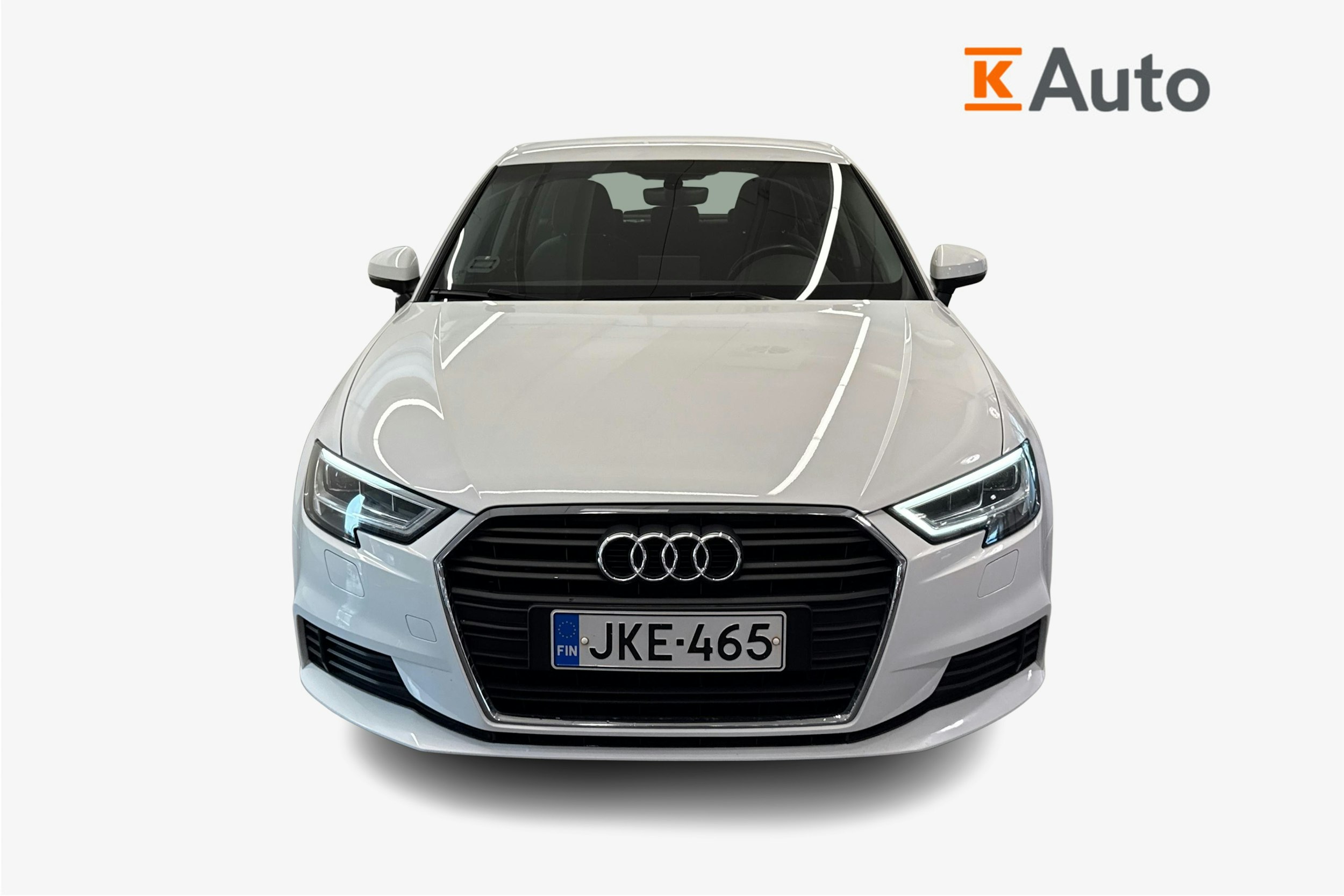 valkoinen Audi A3 2016 kuva 4.
