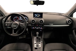 valkoinen Audi A3 2016 kuva 7.