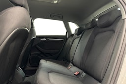 valkoinen Audi A3 2016 kuva 8.