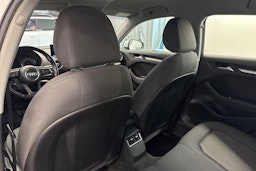 valkoinen Audi A3 2016 kuva 12.