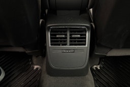 valkoinen Audi A3 2016 kuva 14.