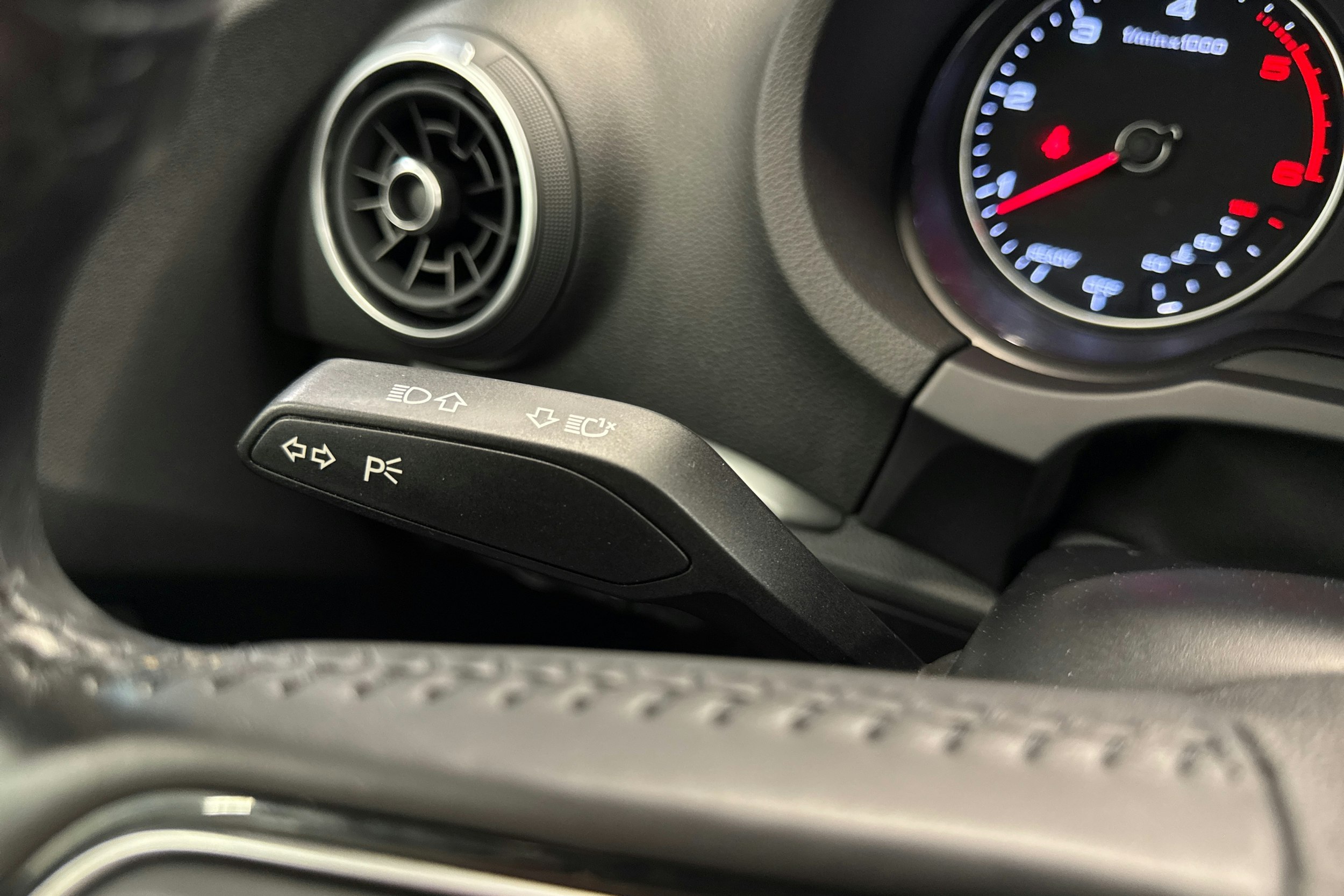 valkoinen Audi A3 2016 kuva 24.