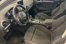 Valkoinen Audi A3 2016 kuva 7.