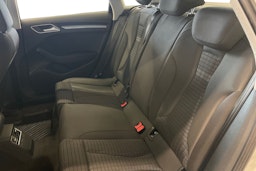 Valkoinen Audi A3 2016 kuva 10.