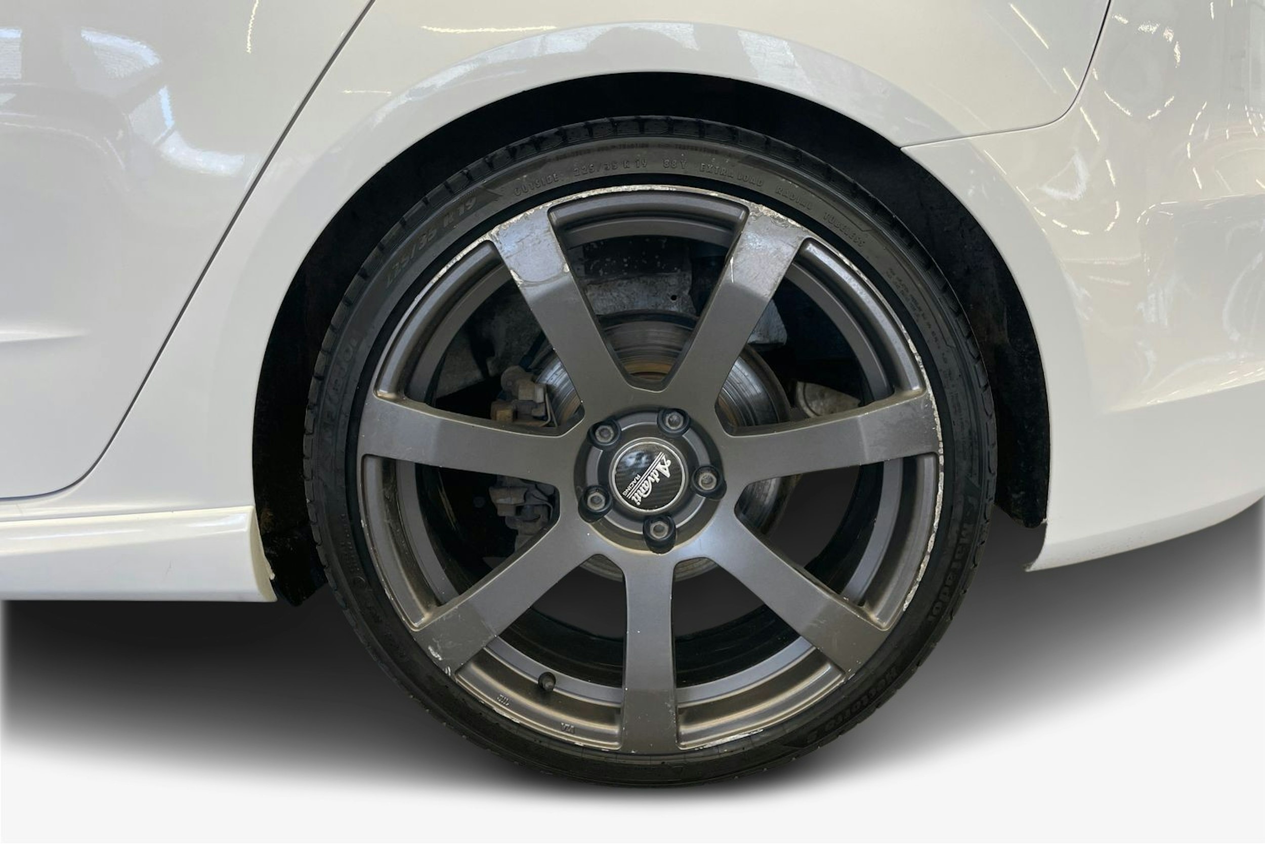 Valkoinen Audi A3 2016 kuva 11.