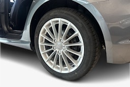 harmaa Audi A3 2016 kuva 11.