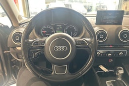harmaa Audi A3 2016 kuva 19.