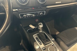 harmaa Audi A3 2016 kuva 20.