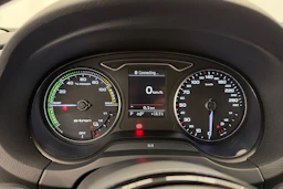 musta Audi A3 2016 kuva 16.