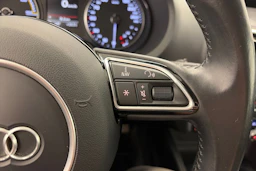 musta Audi A3 2016 kuva 18.